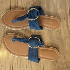 Liz Claiborne Denim Navy Slide Sandals with Gold Ring